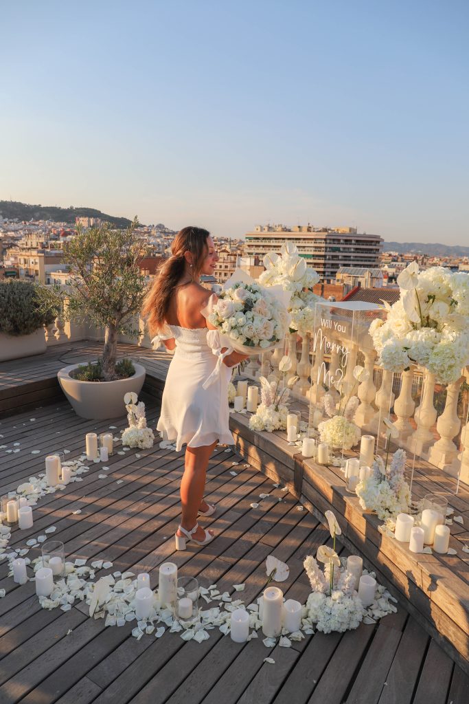Amazing bride in proposal day Barcelona