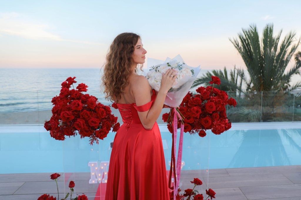 Amaizing views in luxury proposal on Barcelona beach.