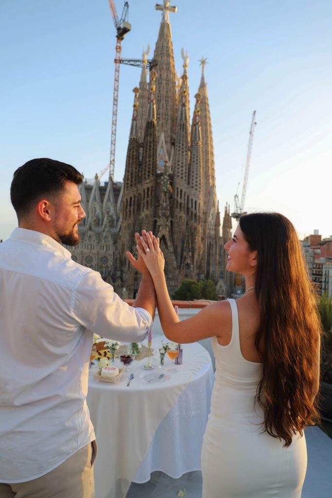 Romantic Barcelona marriage proposal overlooking the Sagrada Família at sunset