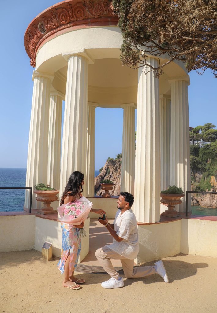Romantic marriage proposal at Marimurtra Botanical Garden on the Costa Brava